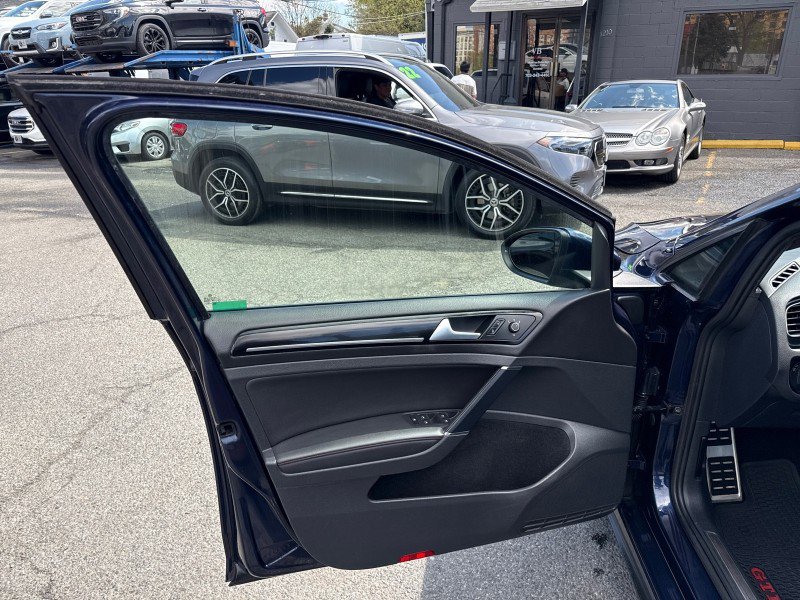 Used 2015 Volkswagen GTI Autobahn image 51