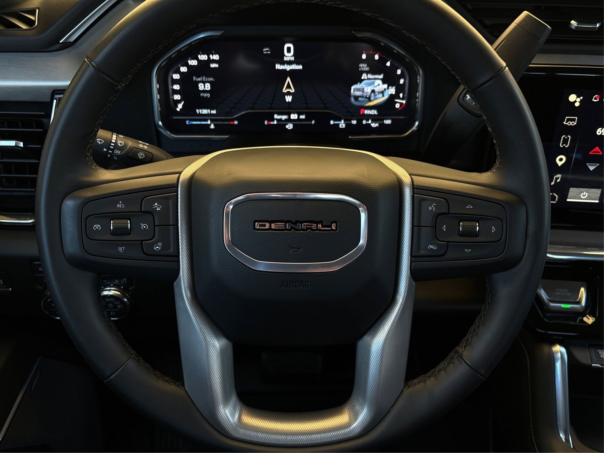 Used 2024 GMC Sierra 2500 Denali w/ Denali Reserve Package image 18