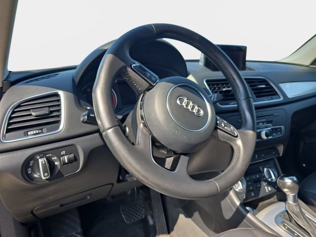 Used 2015 Audi Q3 2.0T Prestige w/ Prestige Package AWD/4WD image 19
