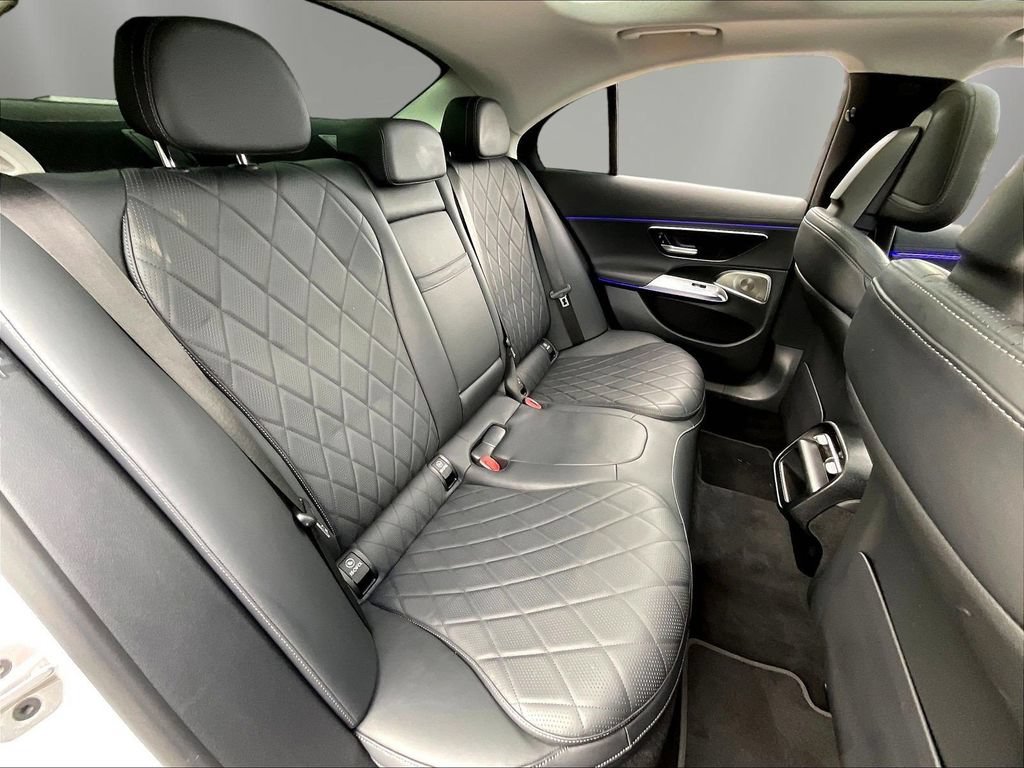 Certified 2024 Mercedes-Benz E 350 4MATIC Sedan image 27