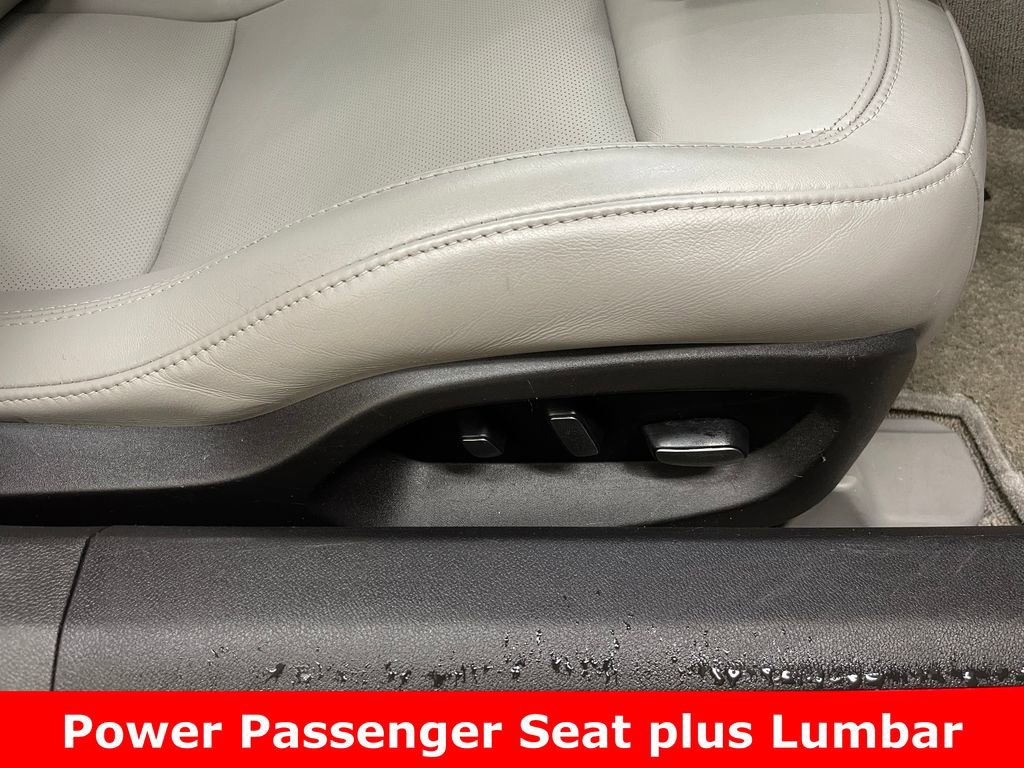 Used 2019 Chevrolet Corvette Stingray Convertible w/ 3LT Preferred Equipment Group RWD image 10