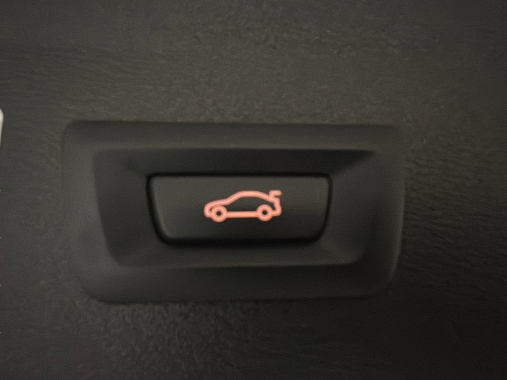 Used 2018 BMW X1 xDrive28i image 17