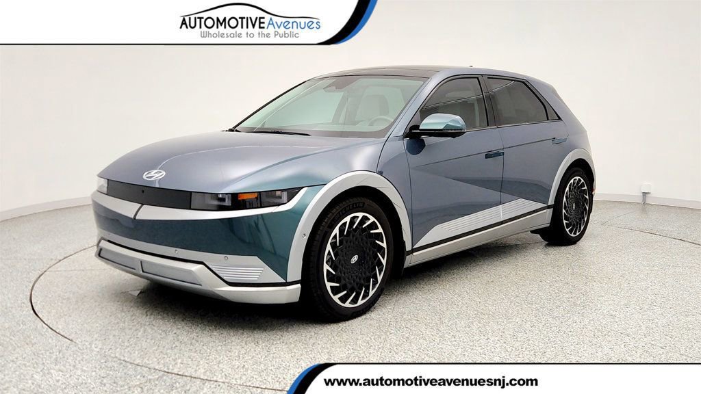 Used 2024 Hyundai Ioniq 5 Limited AWD/4WD image 1