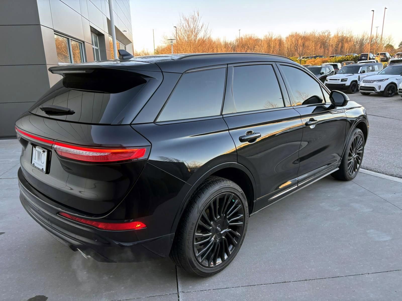 Used 2021 Lincoln Corsair Reserve image 5