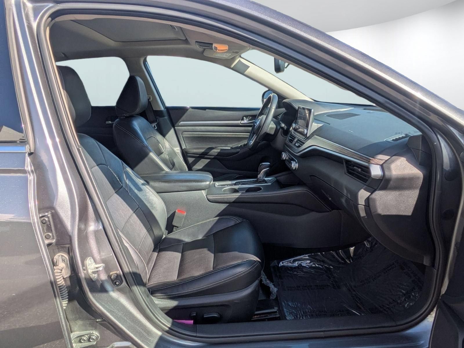 Used 2019 Nissan Altima 2.5 SL FWD image 32