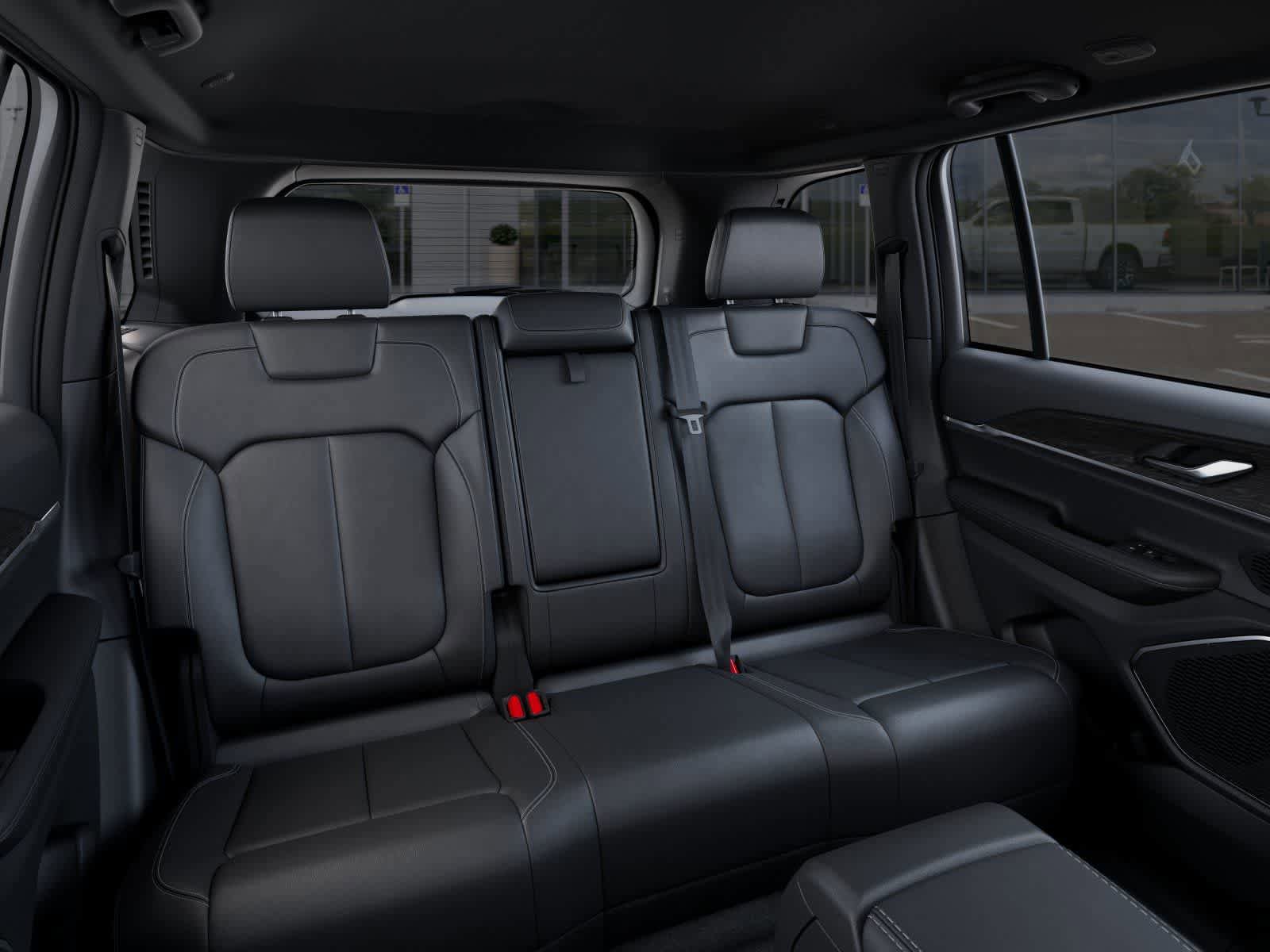 New 2026 Jeep Grand Cherokee Limited image 15