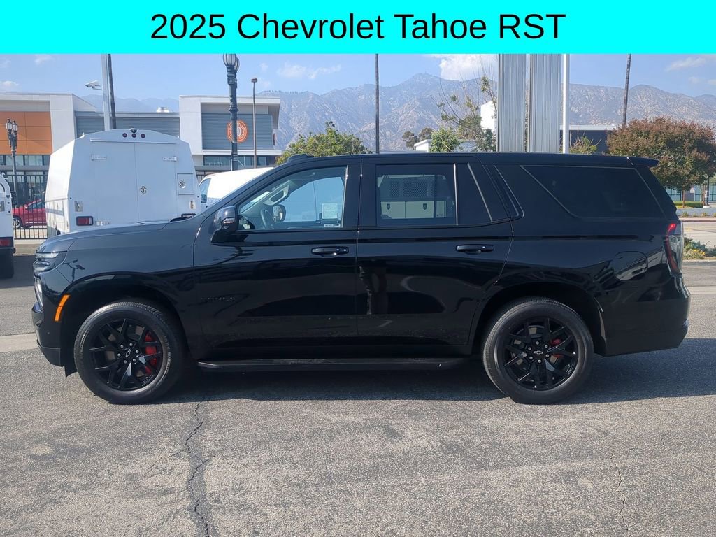 Used 2025 Chevrolet Tahoe RST w/ RST Performance Edition AWD/4WD image 2