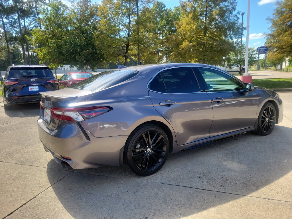 Certified 2021 Toyota Camry XSE FWD image 7