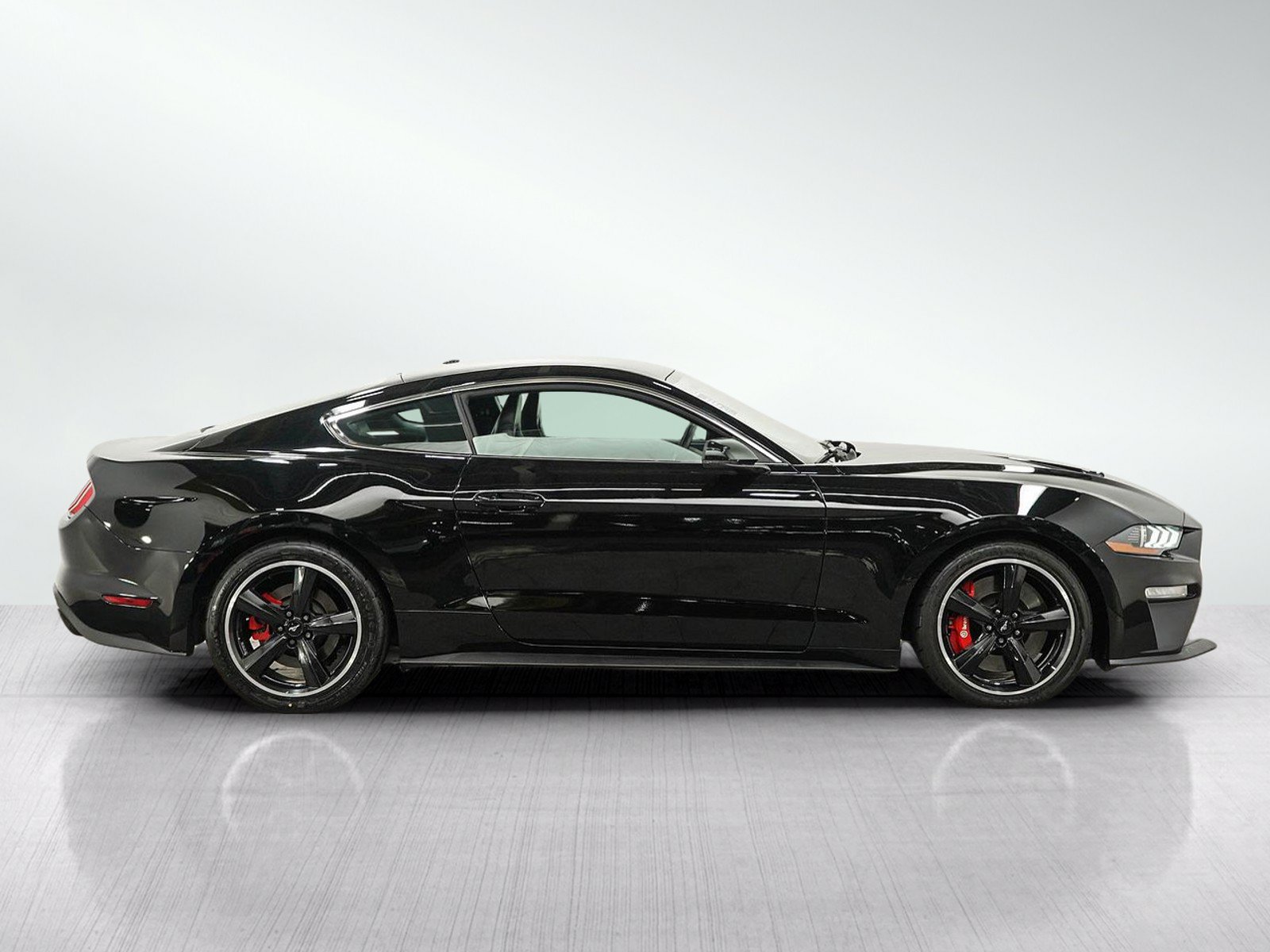Used 2020 Ford Mustang Bullitt RWD image 6