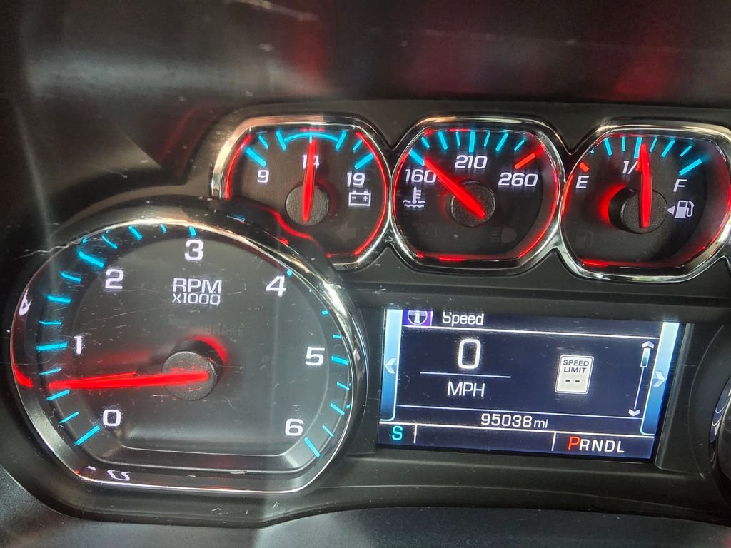 Used 2018 Chevrolet Silverado 1500 LT w/ All Star Edition AWD/4WD image 18