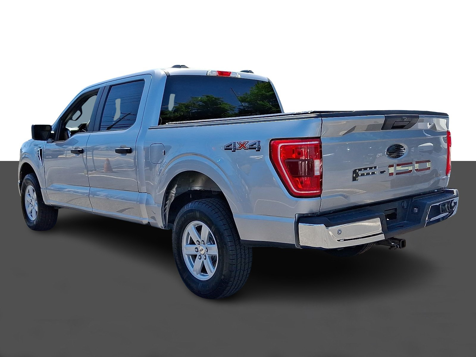 Used 2023 Ford F150 XLT AWD/4WD image 4