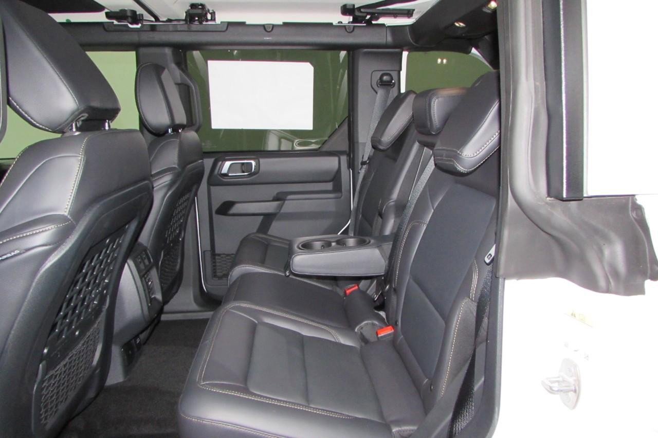 New 2025 Ford Bronco Badlands image 25