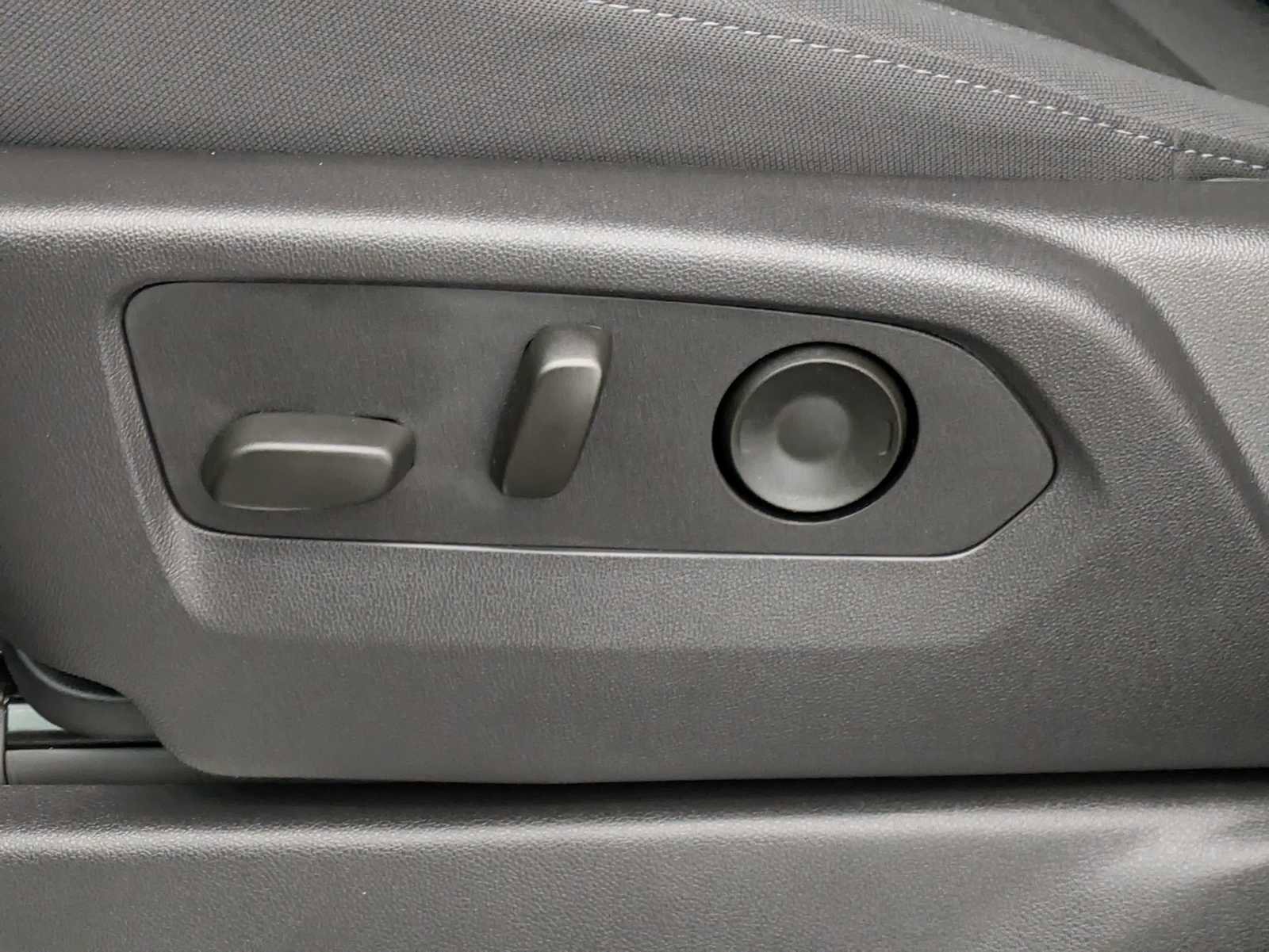 New 2026 Chevrolet Silverado 1500 LT w/ LPO, Liner Protection Package image 18