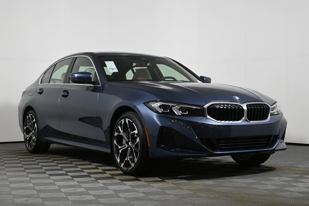 Used 2026 BMW 330i xDrive Sedan w/ Convenience Package image 9