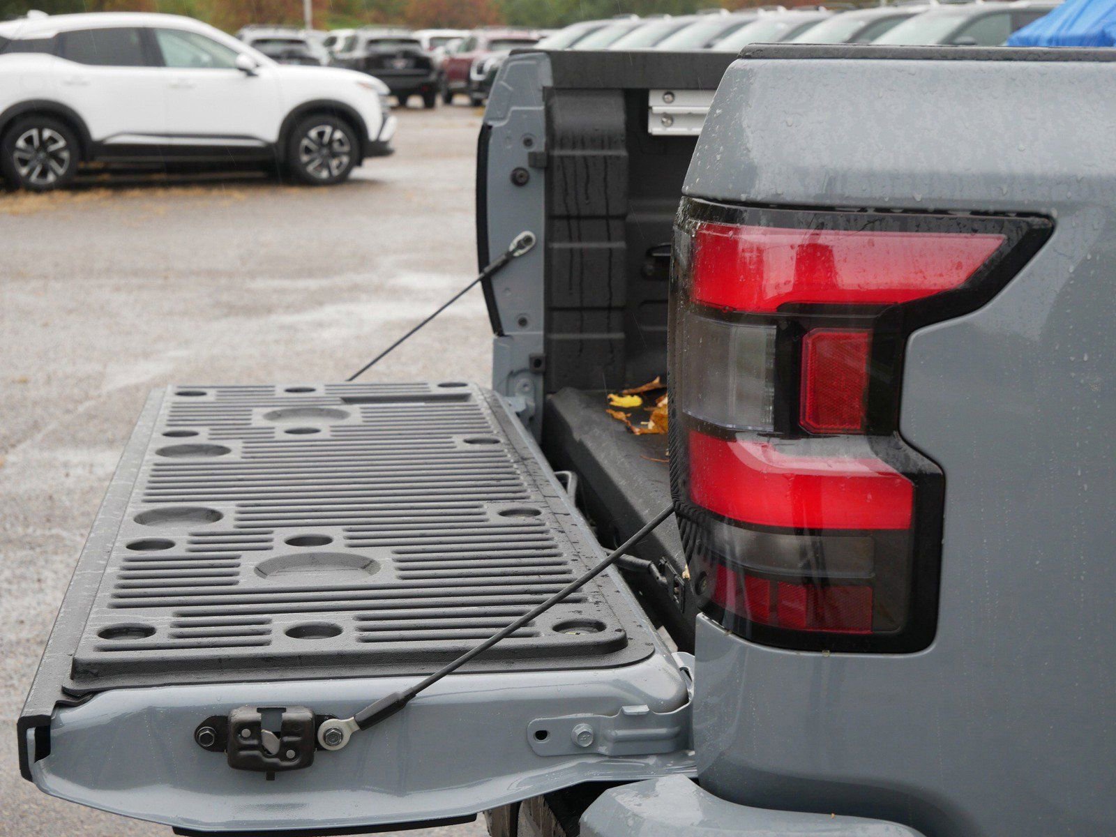New 2026 Nissan Frontier PRO-4X w/ Pro-4x Convenience Package image 5