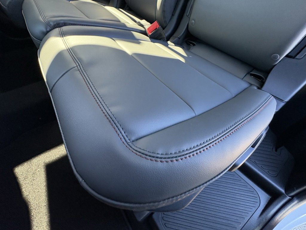 New 2026 Ford Explorer Active w/ Active Comfort Package image 27