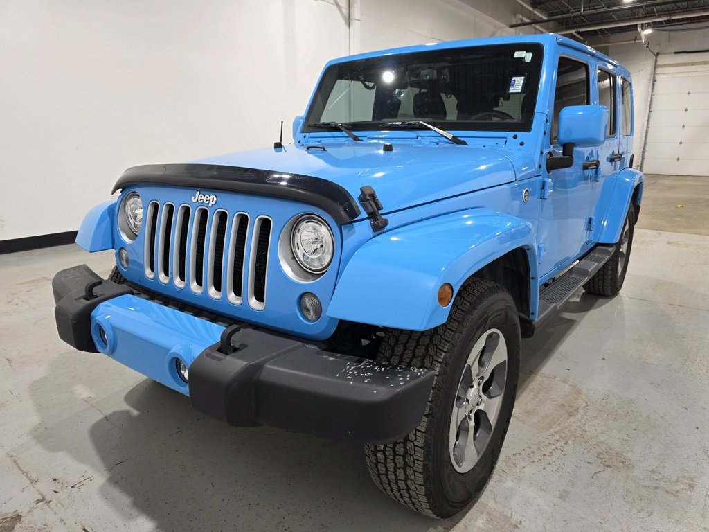 Used 2017 Jeep Wrangler Unlimited Sahara w/ Max Tow Package image 8