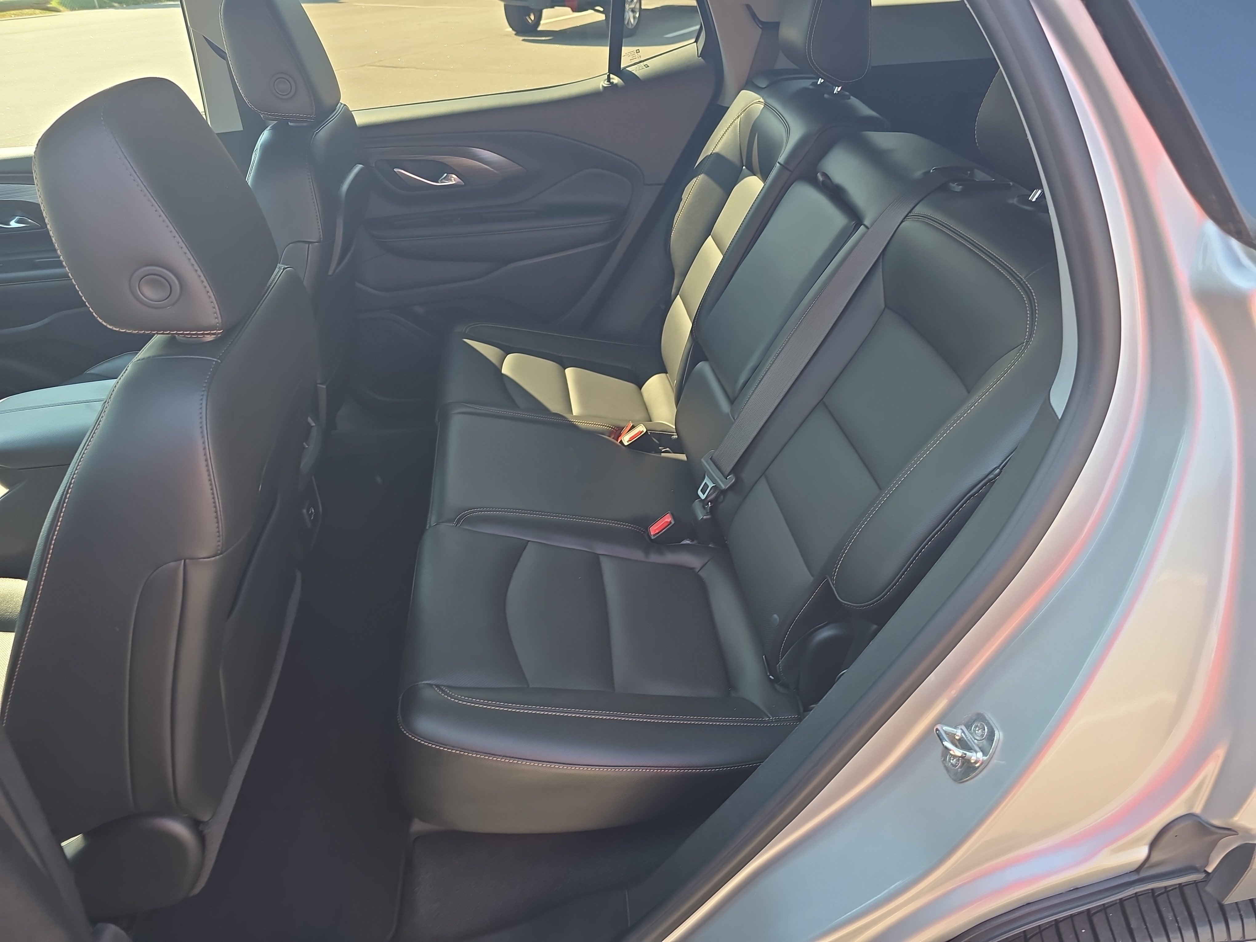 Used 2021 GMC Terrain SLT w/ Elevation Edition AWD/4WD image 15