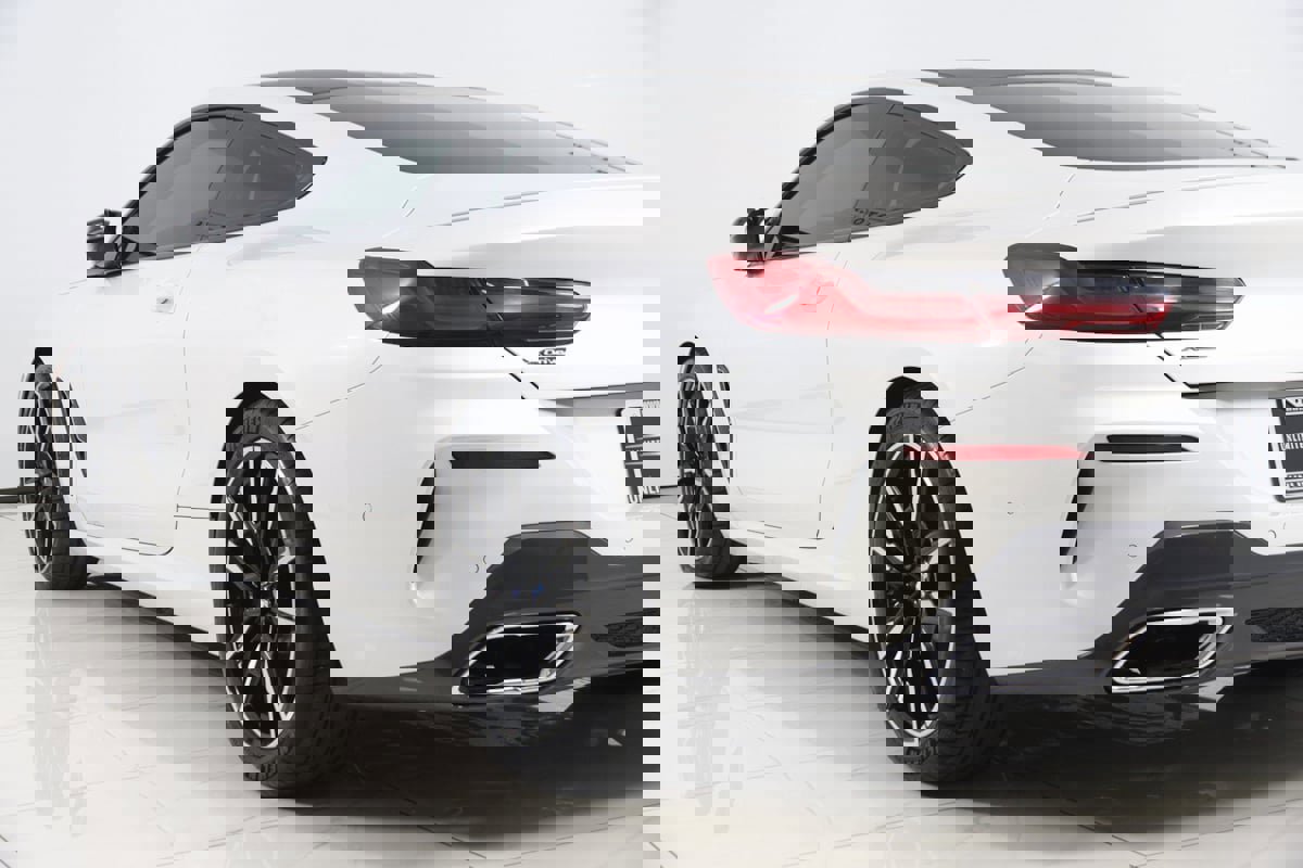 Used 2024 BMW M850i xDrive Coupe image 27