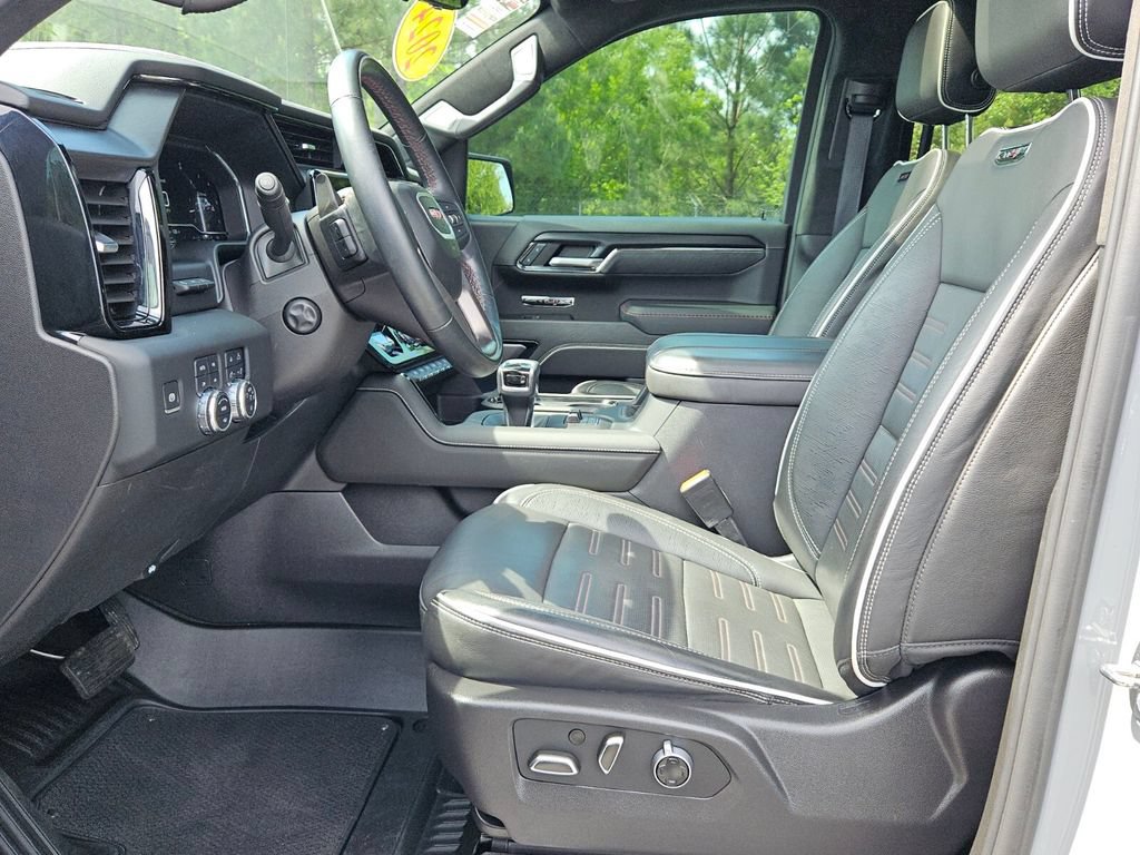 Used 2024 GMC Sierra 1500 AT4X AWD/4WD image 10