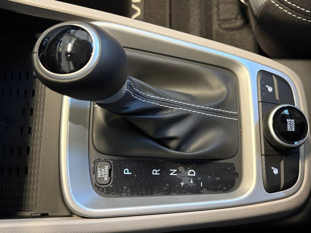 New 2026 Hyundai Venue SEL FWD image 46