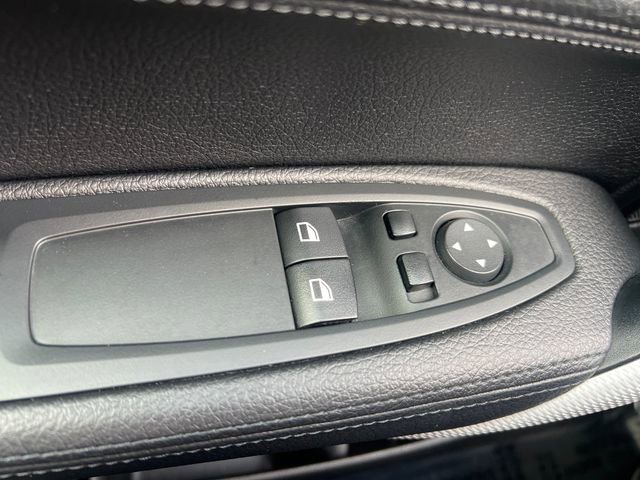 Used 2015 BMW M235i Coupe image 19