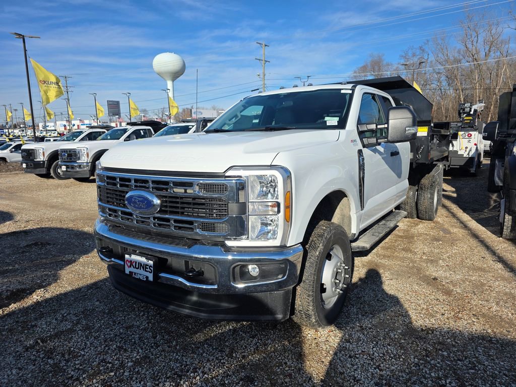 New 2025 Ford F350 XL w/ XL Chrome Package image 5