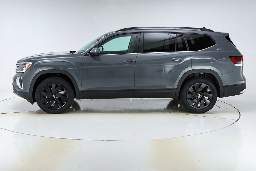 New 2026 Volkswagen Atlas SE image 2