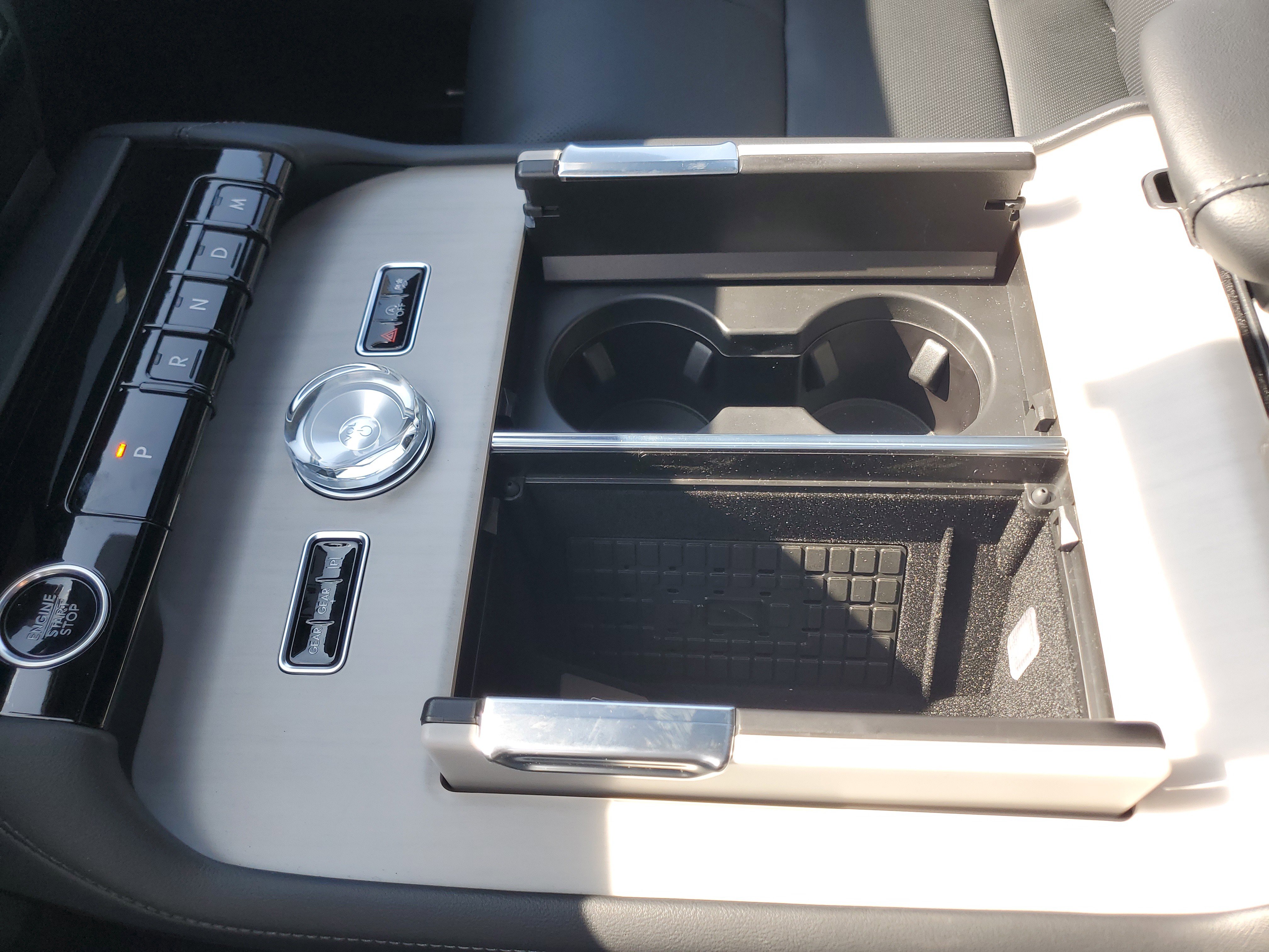 New 2026 Lincoln Navigator Reserve w/ Jet Appearance Package image 26