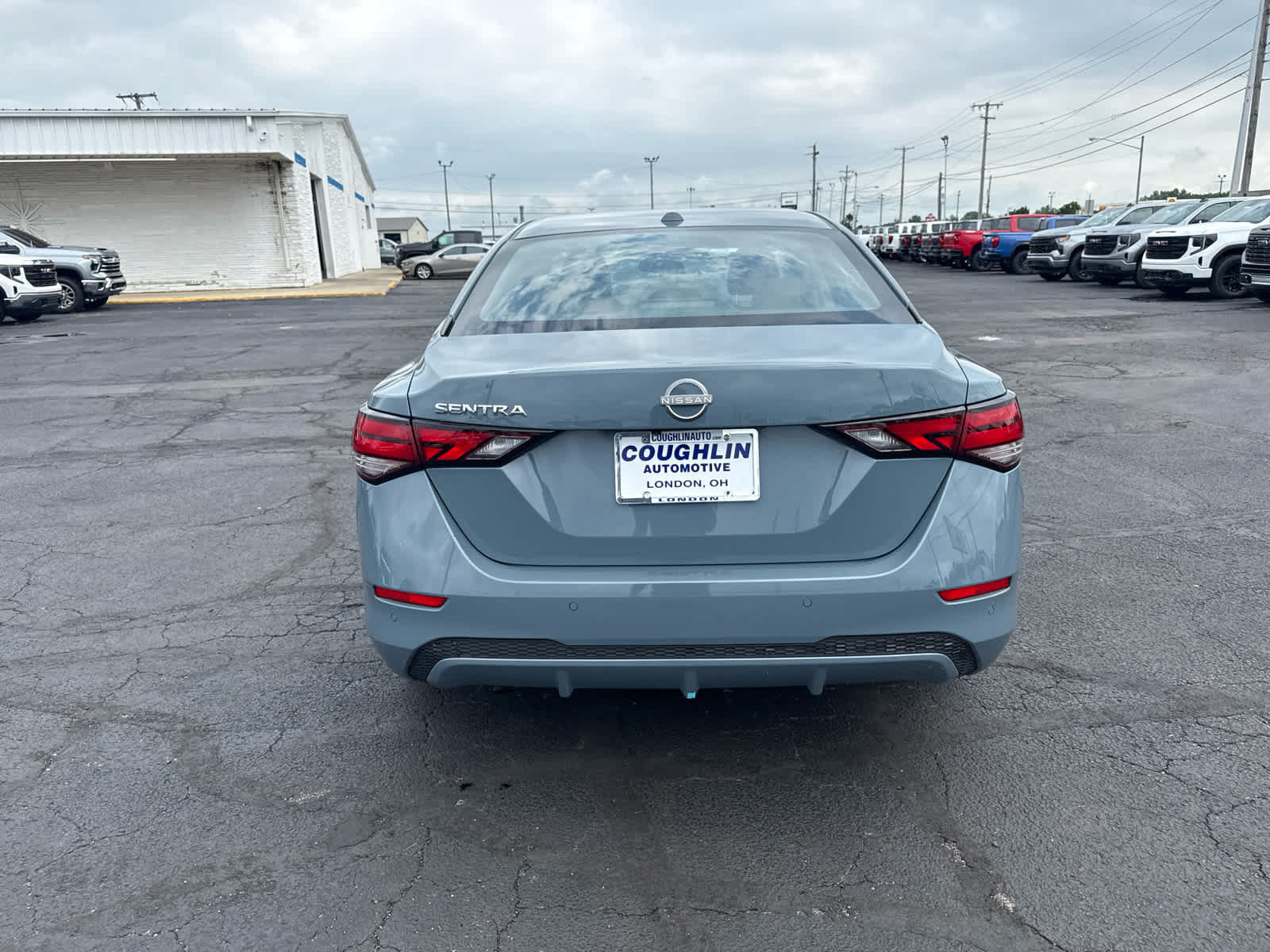 Used 2025 Nissan Sentra SV FWD image 4
