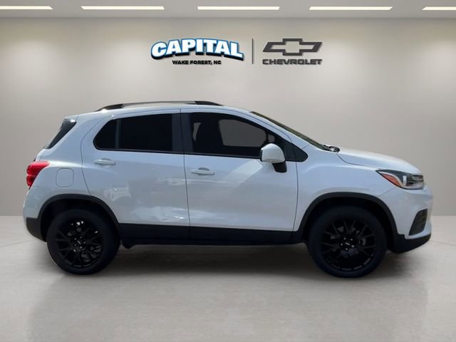 Used 2022 Chevrolet Trax LT w/ Driver Confidence Package image 6