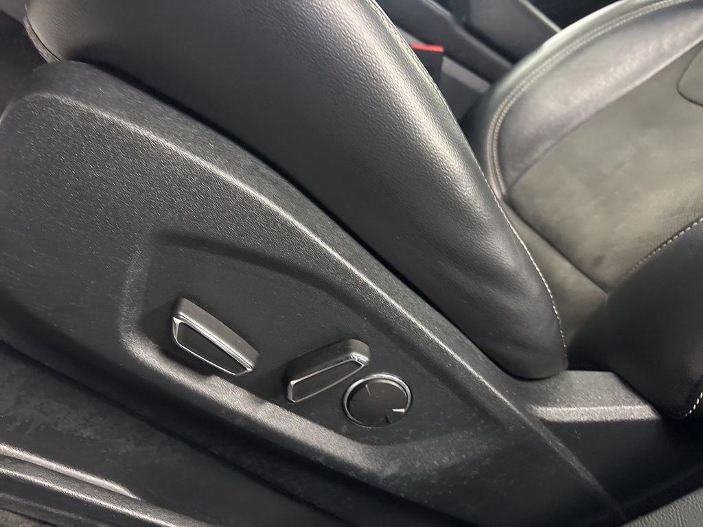 Used 2019 Ford Edge ST w/ Equipment Group 401A AWD/4WD image 22