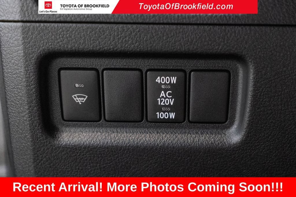 Used 2018 Toyota 4Runner TRD Off-Road Premium AWD/4WD image 22
