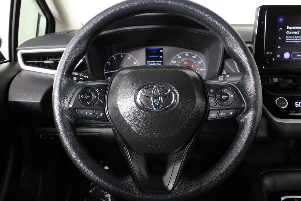 Used 2025 Toyota Corolla LE w/ Convenience Package FWD image 9