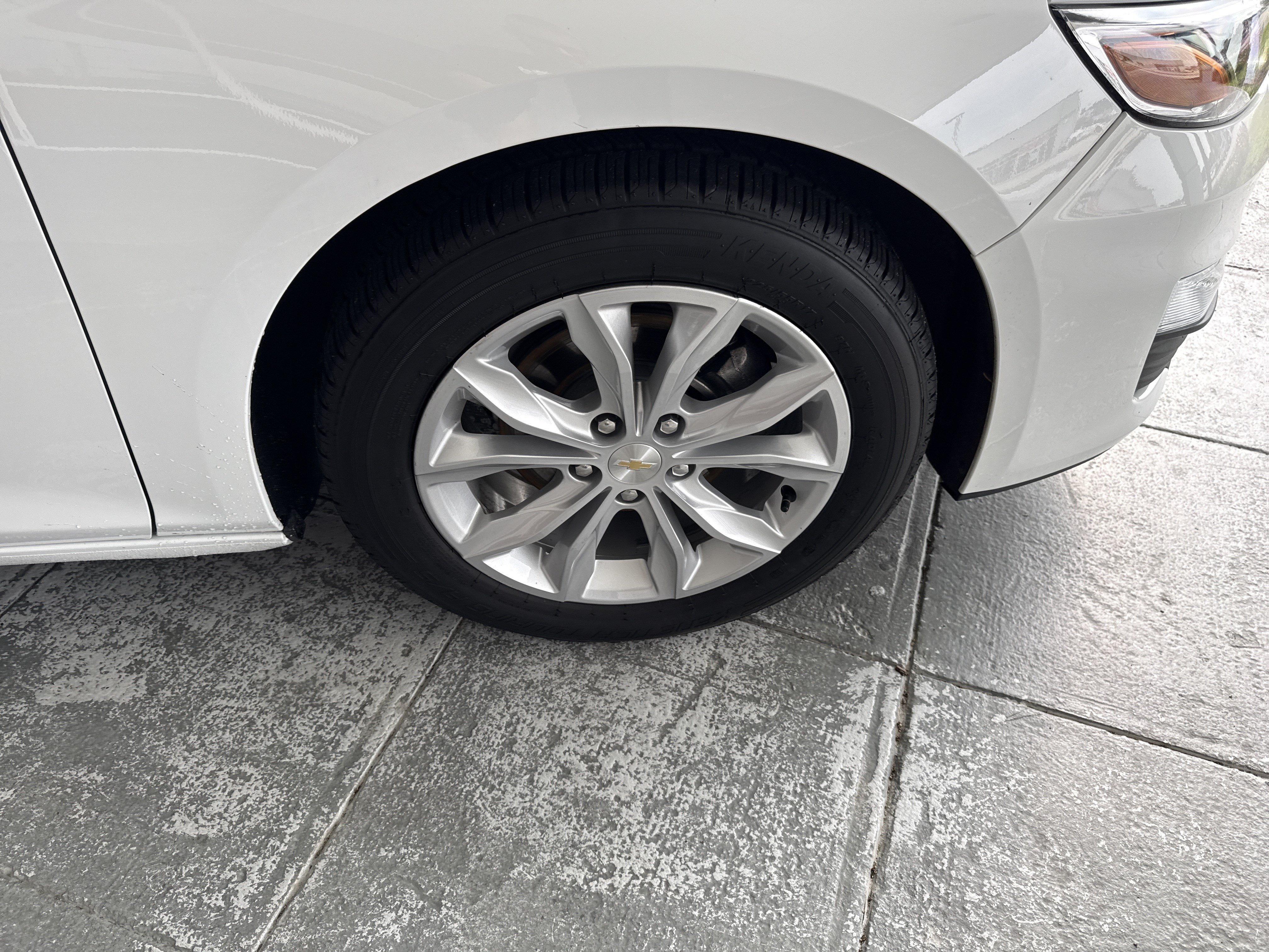 Used 2024 Chevrolet Malibu LT FWD image 12