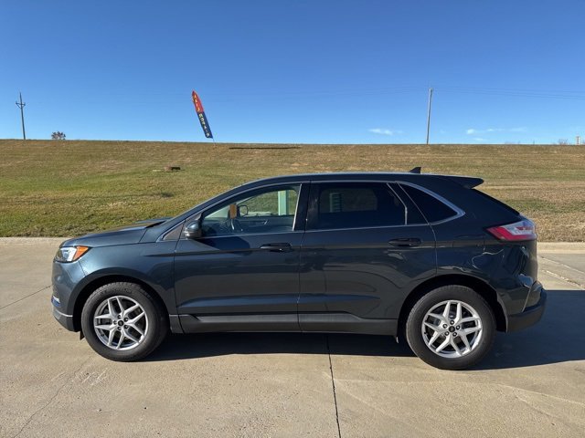 Used 2023 Ford Edge SEL w/ Convenience Package image 6