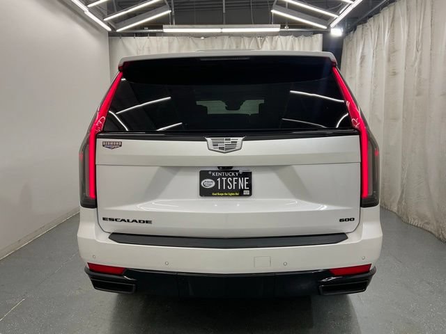 Used 2022 Cadillac Escalade Sport Platinum w/ LPO, ONYX Package AWD/4WD image 6