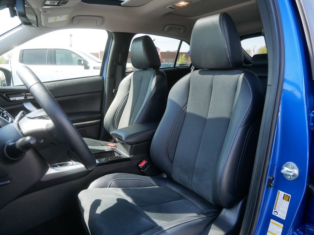 Used 2024 Mitsubishi Eclipse Cross SEL AWD/4WD image 10