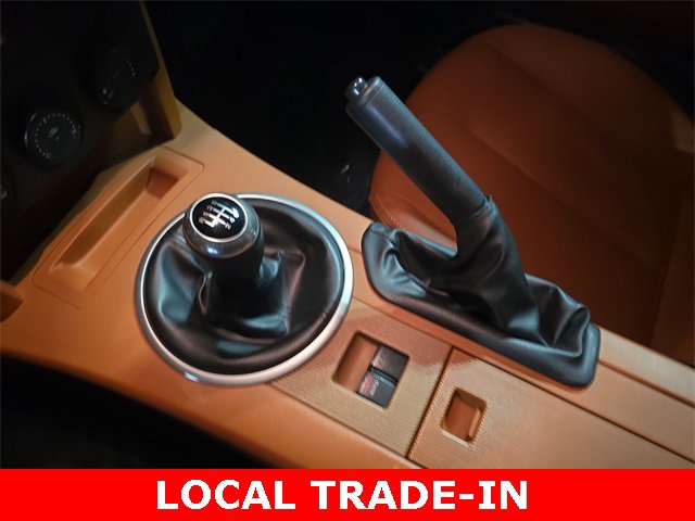 Used 2006 MAZDA MX-5 Miata Grand Touring w/ Premium Pkg image 19