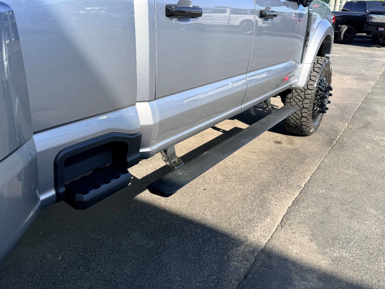 Used 2024 Ford F450 Platinum w/ FX4 Off-Road Package image 15