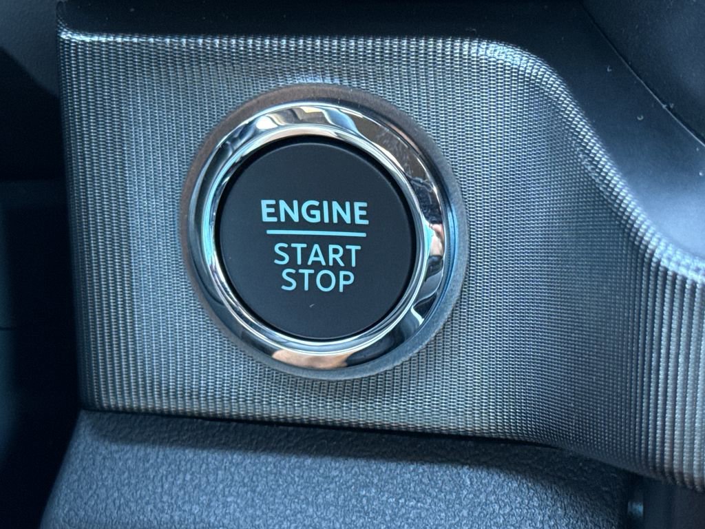New 2026 Ford F250 Platinum image 24