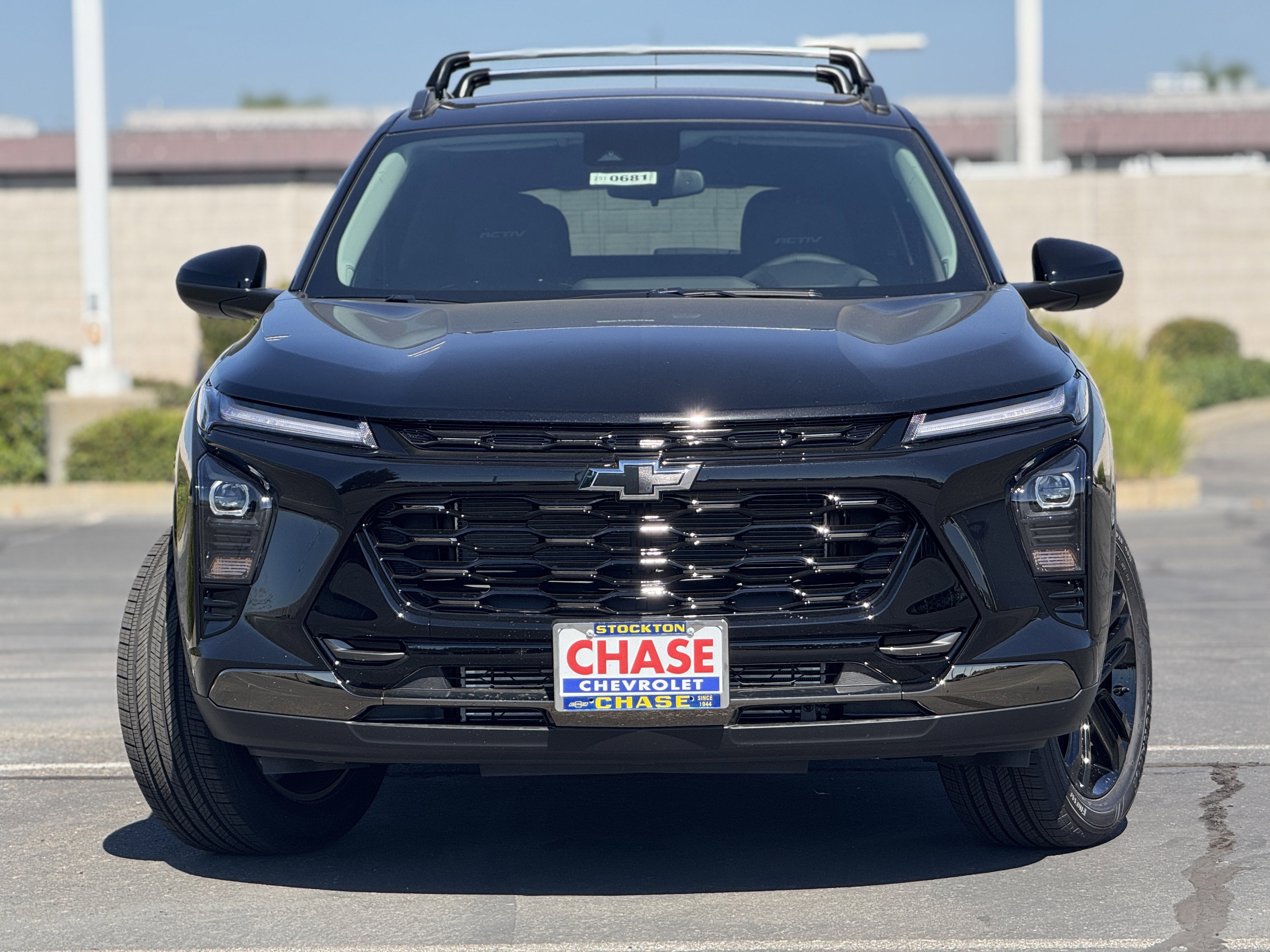 New 2025 Chevrolet Trax ACTIV w/ Driver Confidence Package image 2