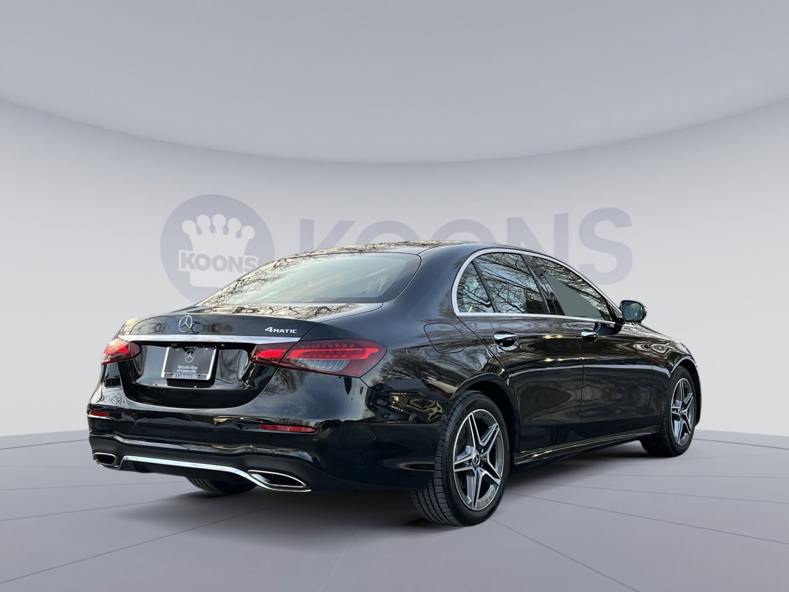 Certified 2021 Mercedes-Benz E 350 4MATIC Sedan w/ Premium Package image 5