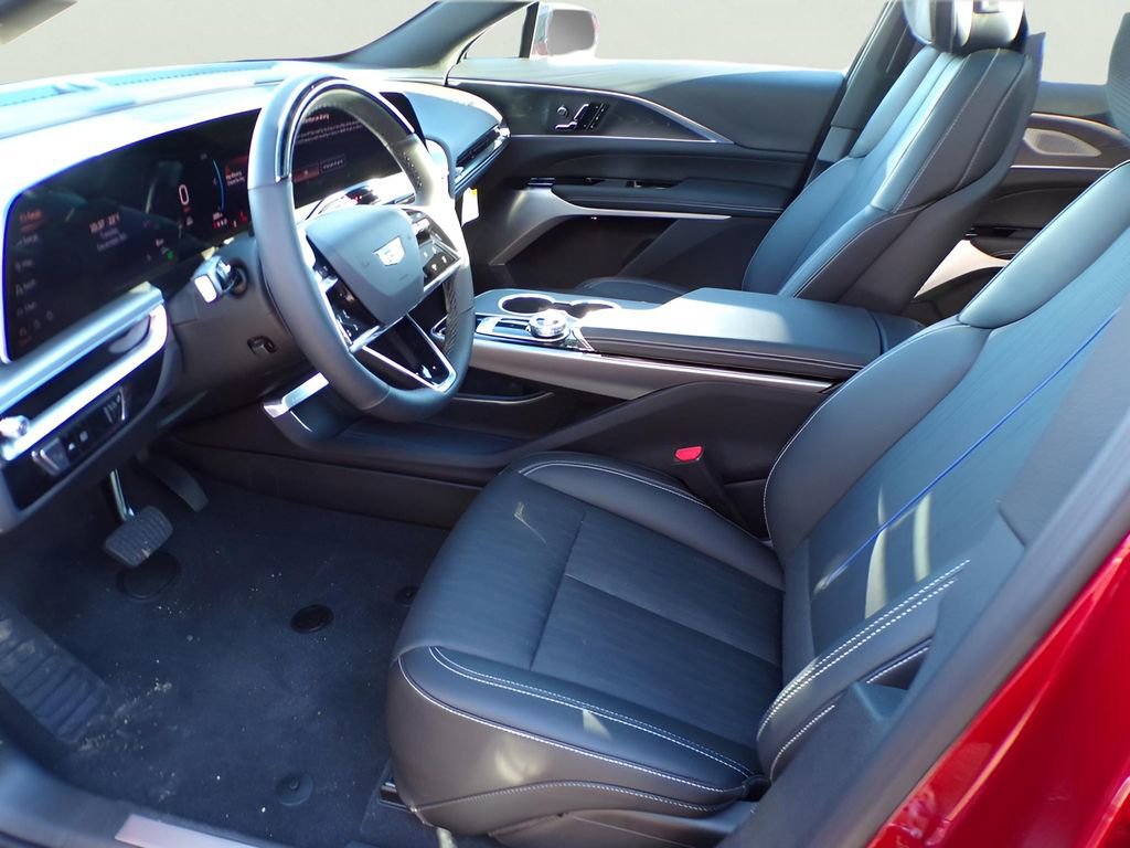 New 2025 Cadillac Lyriq Sport image 9