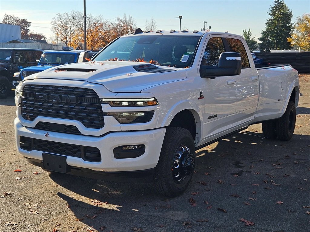 New 2026 RAM 3500 Limited image 3