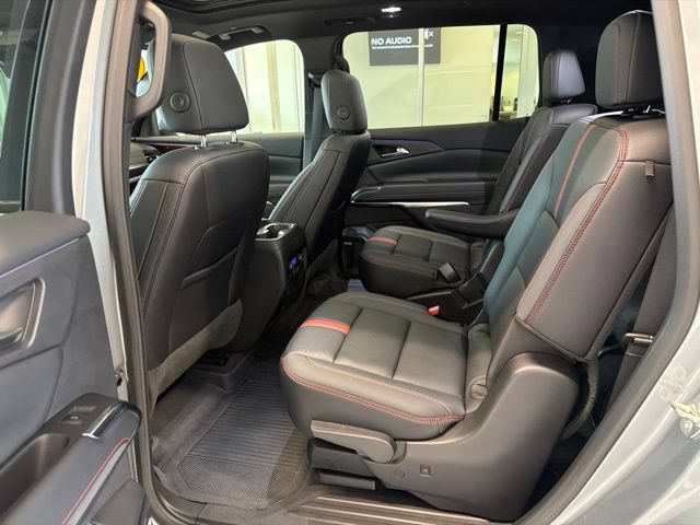 Used 2025 Chevrolet Traverse RS w/ LPO, Floor Liner Package AWD/4WD image 19