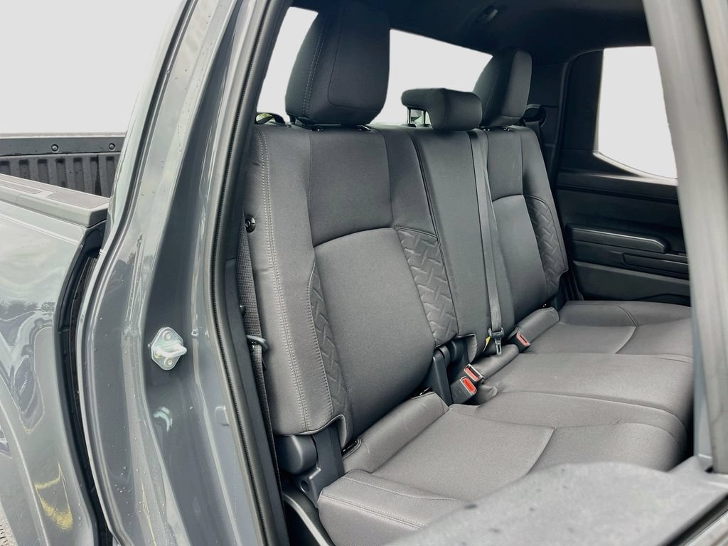 Used 2024 Toyota Tacoma SR5 AWD/4WD image 24