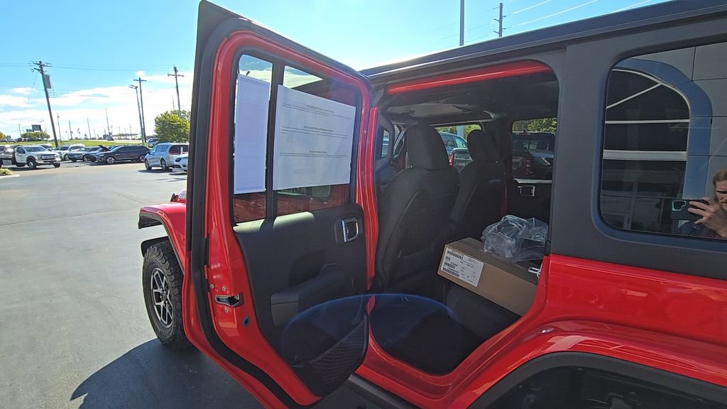 New 2026 Jeep Wrangler Unlimited Rubicon image 15