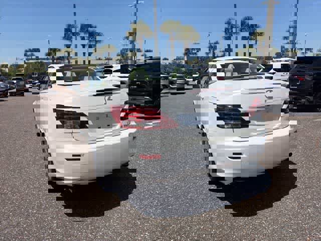 Used 2015 Lexus IS 250C w/ Navigation System Package RWD image 18