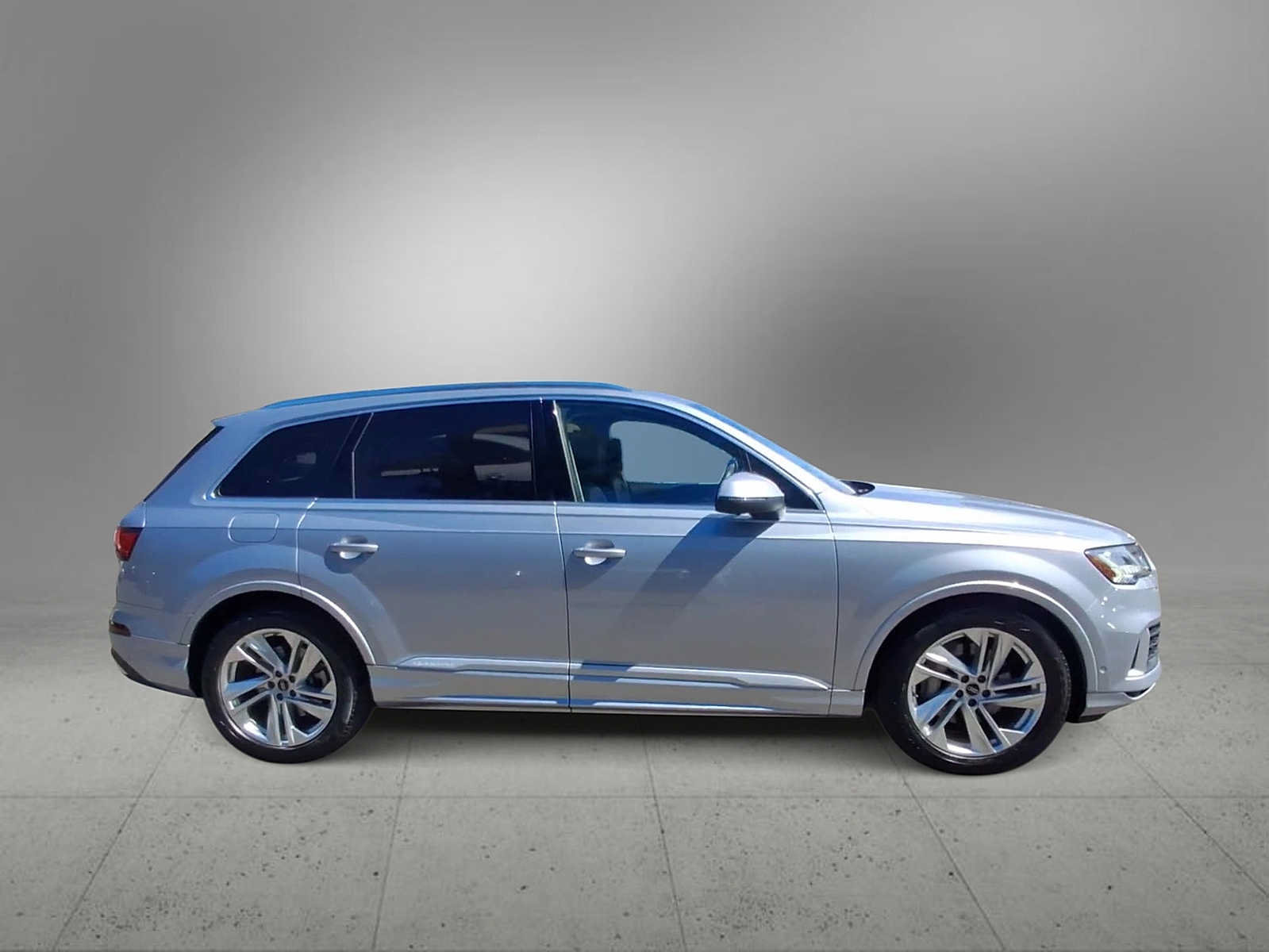 Used 2022 Audi Q7 3.0T Prestige w/ Prestige Package AWD/4WD image 9